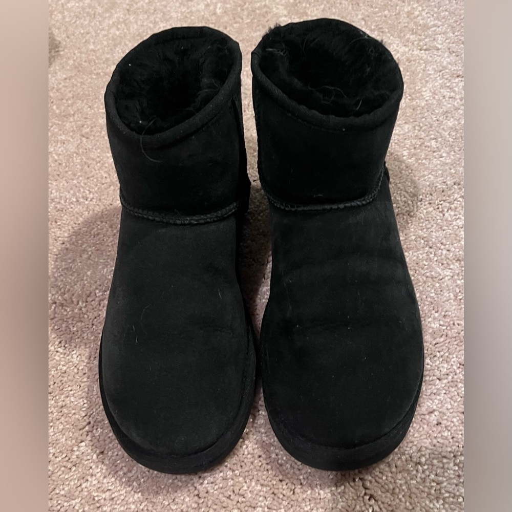 UGG Classic Mini Boots